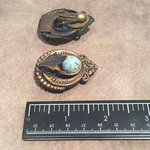 Vintage Southwestern Turquoise Patina Earrings - Picture 2 of 5